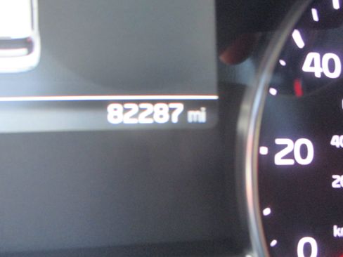 Used 2019 Kia Soul ! image 3