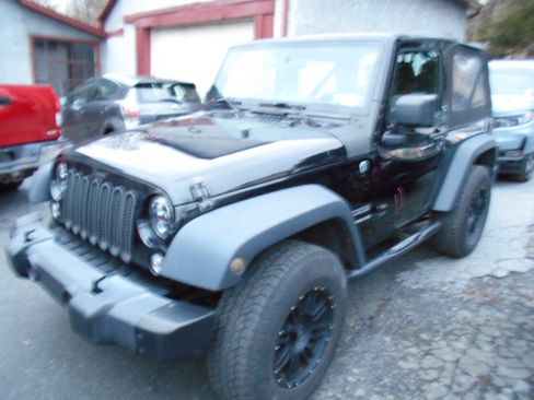 Used 2013 Jeep Wrangler Sport image 2