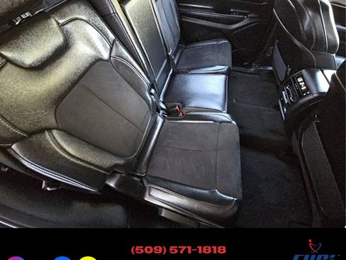 Used 2024 Jeep Grand Cherokee L Laredo image 22