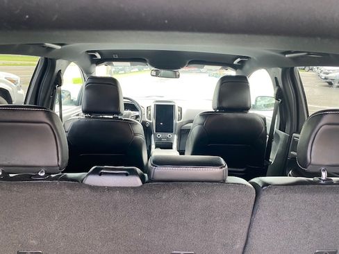 Used 2022 Ford Edge AWD ST image 15