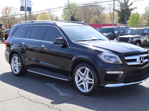 Used 2015 Mercedes-Benz GL 550 image 10