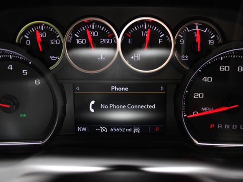 Used 2020 Chevrolet Silverado 1500 LT Trail Boss image 41