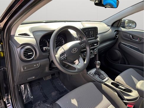 Used 2020 Hyundai Kona SE image 6