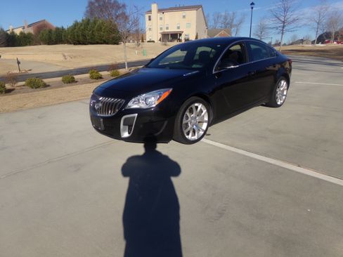 Used 2016 Buick Regal GS image 1