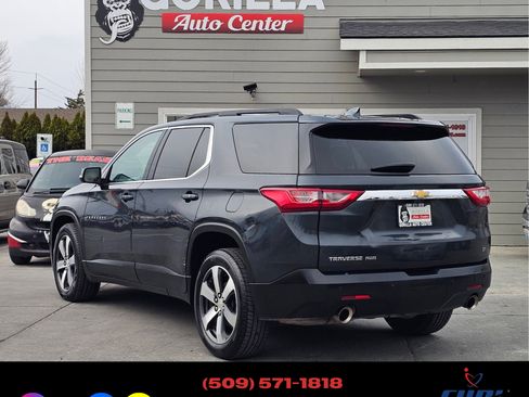 Used 2021 Chevrolet Traverse LT image 5