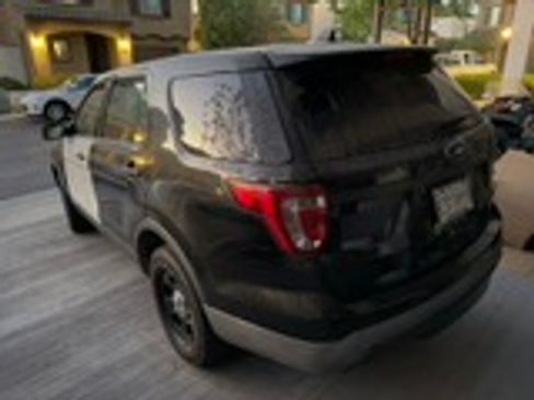 Used 2017 Ford Explorer 4WD Police Interceptor image 3