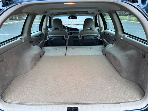 Used 2005 Volvo XC70 image 75