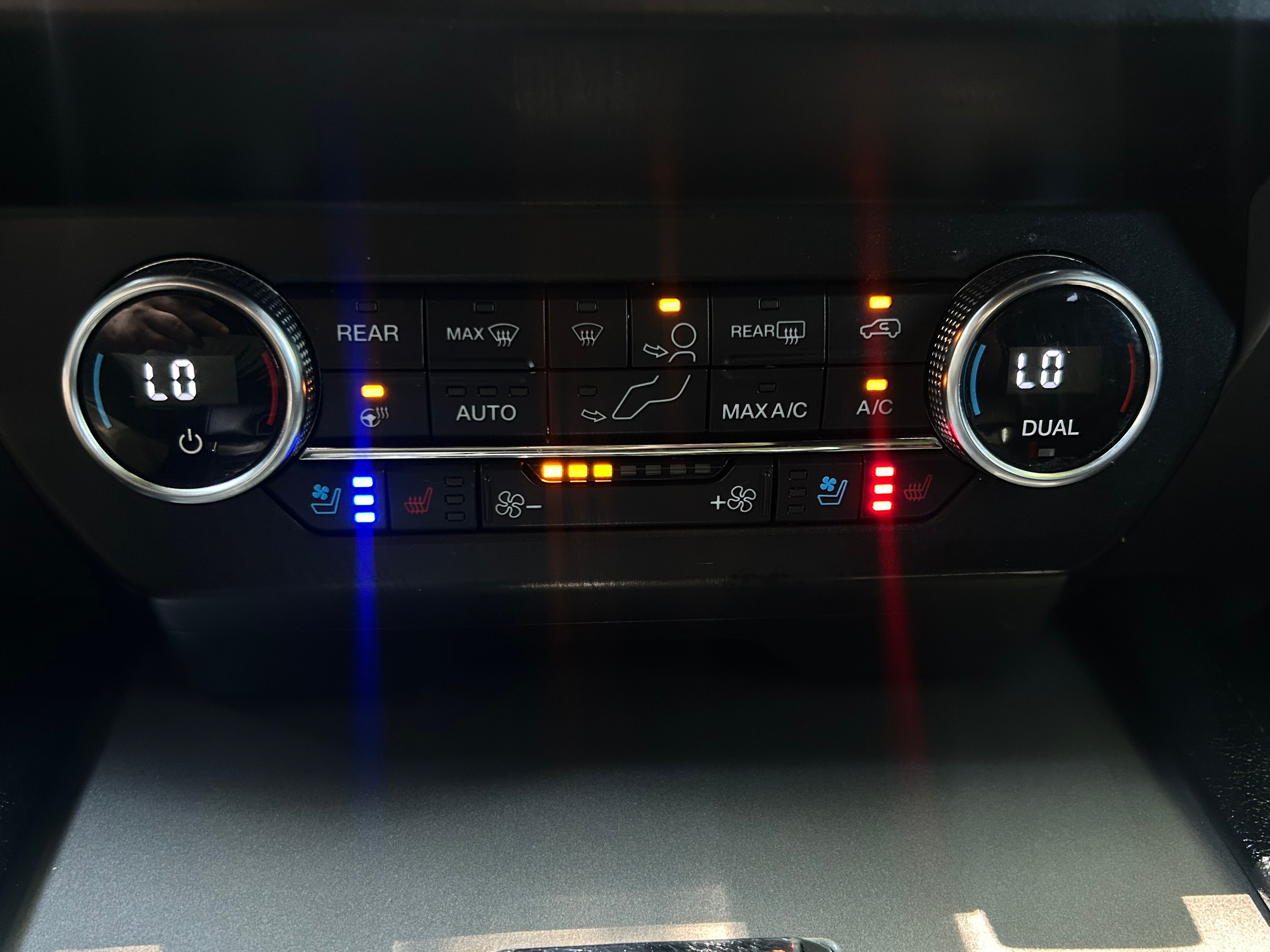 Used 2020 Ford Expedition Max 2WD XLT image 16