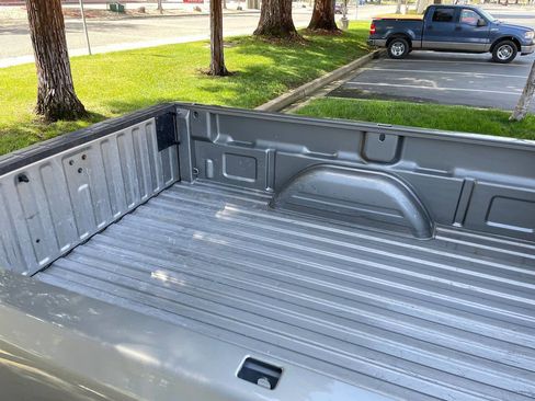 Used 2003 Chevrolet Silverado 1500 LT image 9