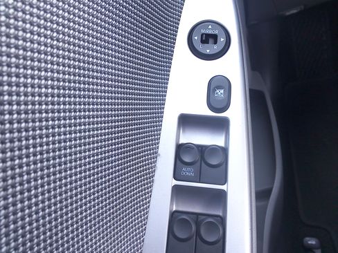 Used 2012 Hyundai Accent GLS image 21