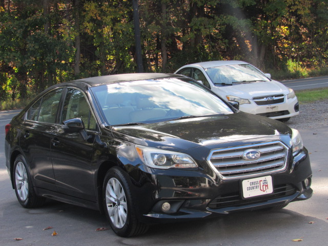 Used 2017 Subaru Legacy 2.5i Premium AWD/4WD image 14