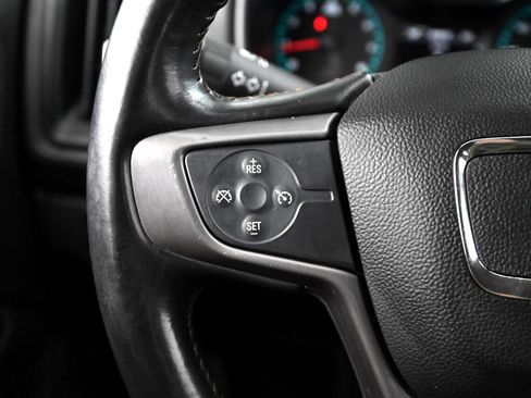 Used 2021 GMC Canyon AT4 image 40