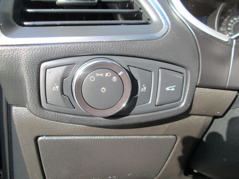 Used 2018 Ford Edge Sport image 20