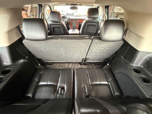 Used 2014 Chevrolet Suburban LT image 20