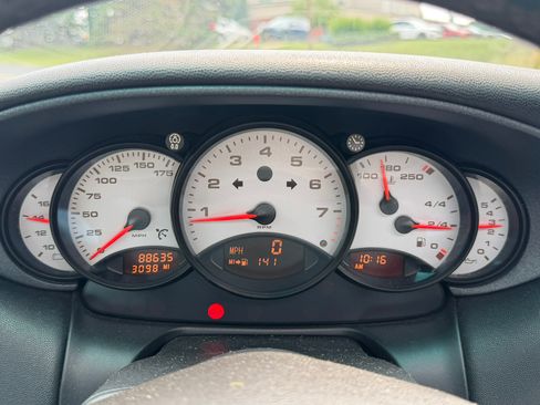 Used 1999 Porsche 911 Coupe RWD image 24