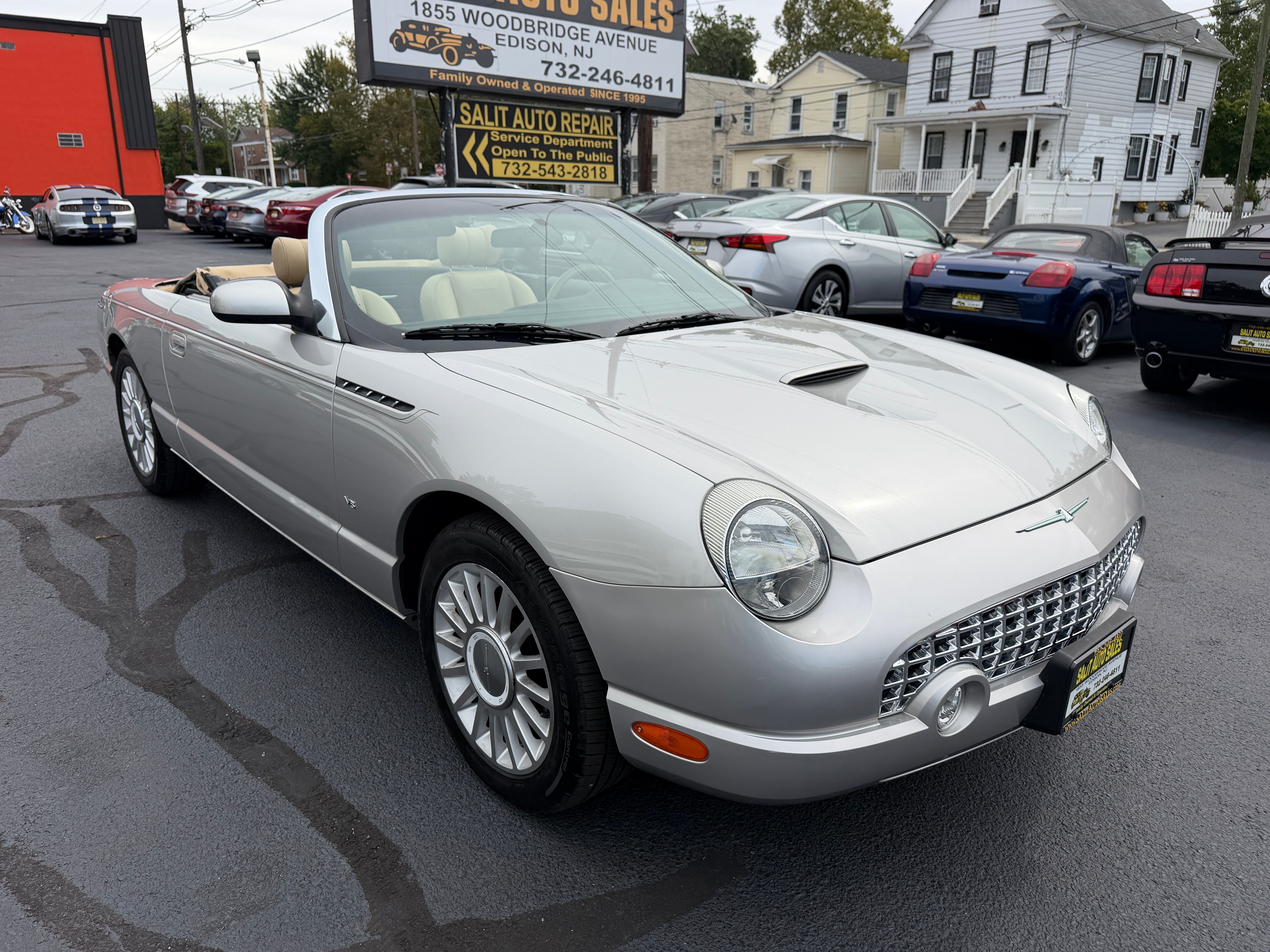 Used 2004 Ford Thunderbird UNAVAIL RWD image 27