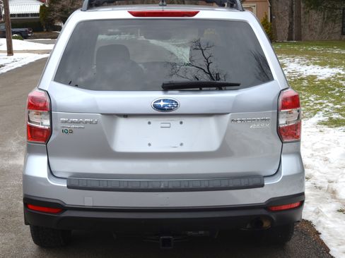 Used 2015 Subaru Forester 2.5i Premium image 4