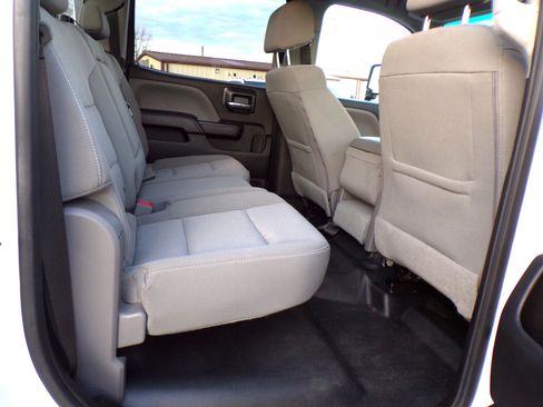 Used 2019 Chevrolet Silverado 2500 LT image 14