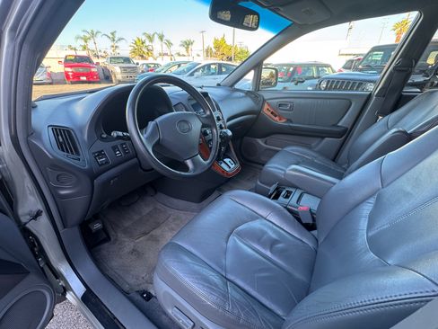 Used 2000 Lexus RX 300 image 16
