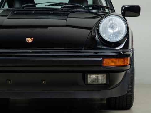 Used 1987 Porsche 911 Carrera Coupe RWD image 35