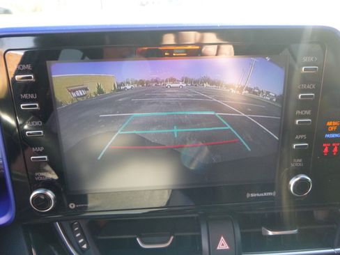 Used 2021 Toyota C-HR XLE image 24