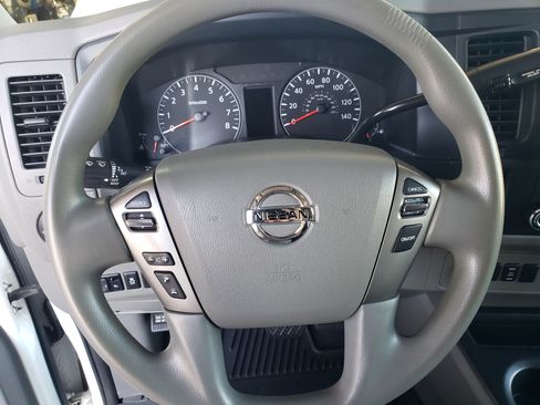 Used 2020 Nissan NV 2500 S image 10