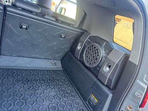 Used 2007 Toyota FJ Cruiser image 25