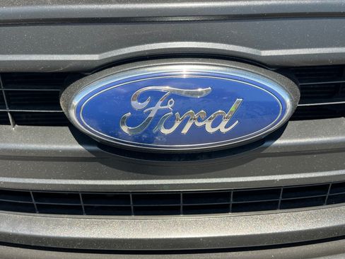 Used 2014 Ford F150 4x4 Regular Cab XL image 16