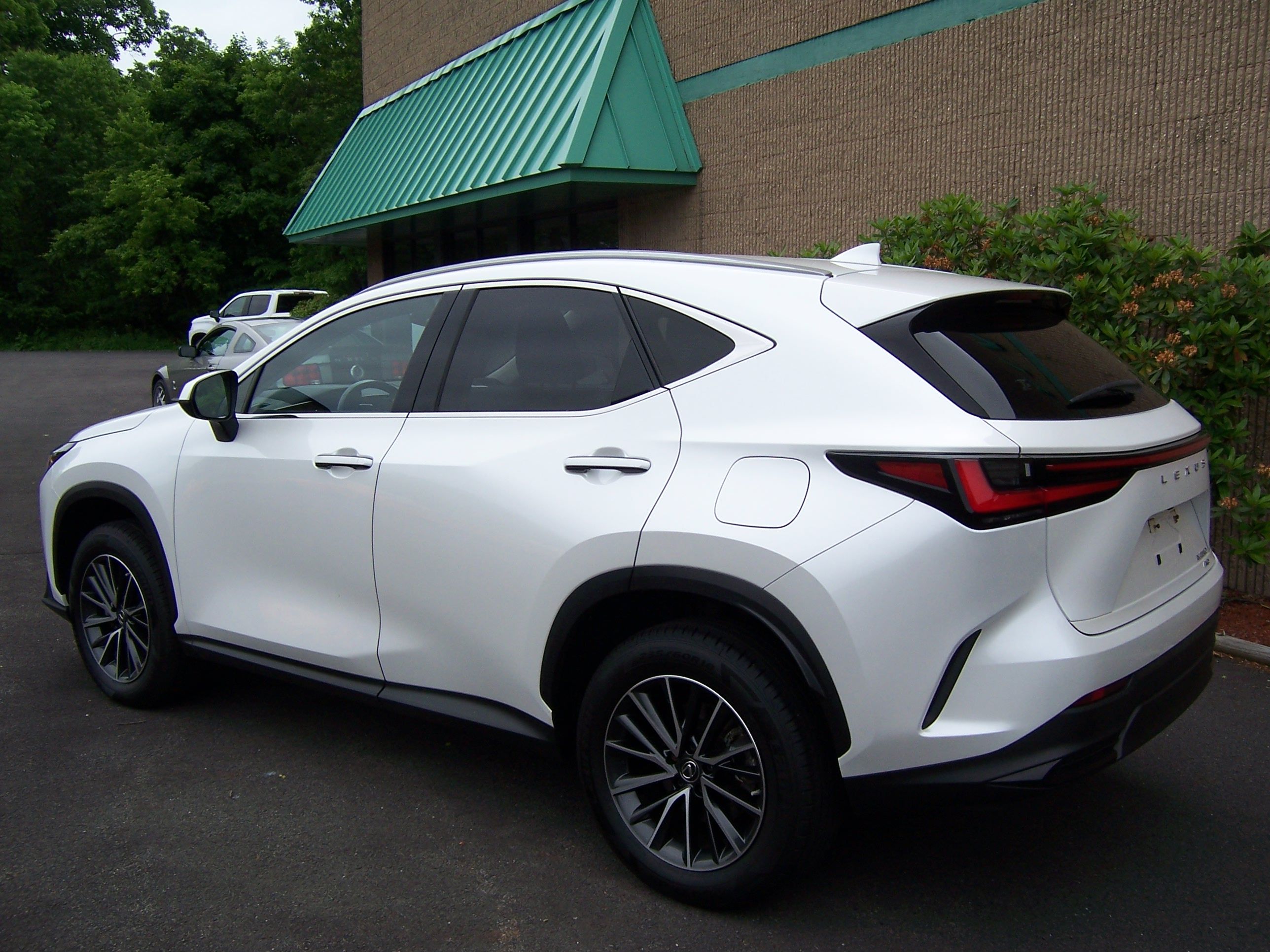 Used 2022 Lexus NX 350 AWD image 4