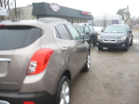 Used 2015 Buick Encore Convenience image 4