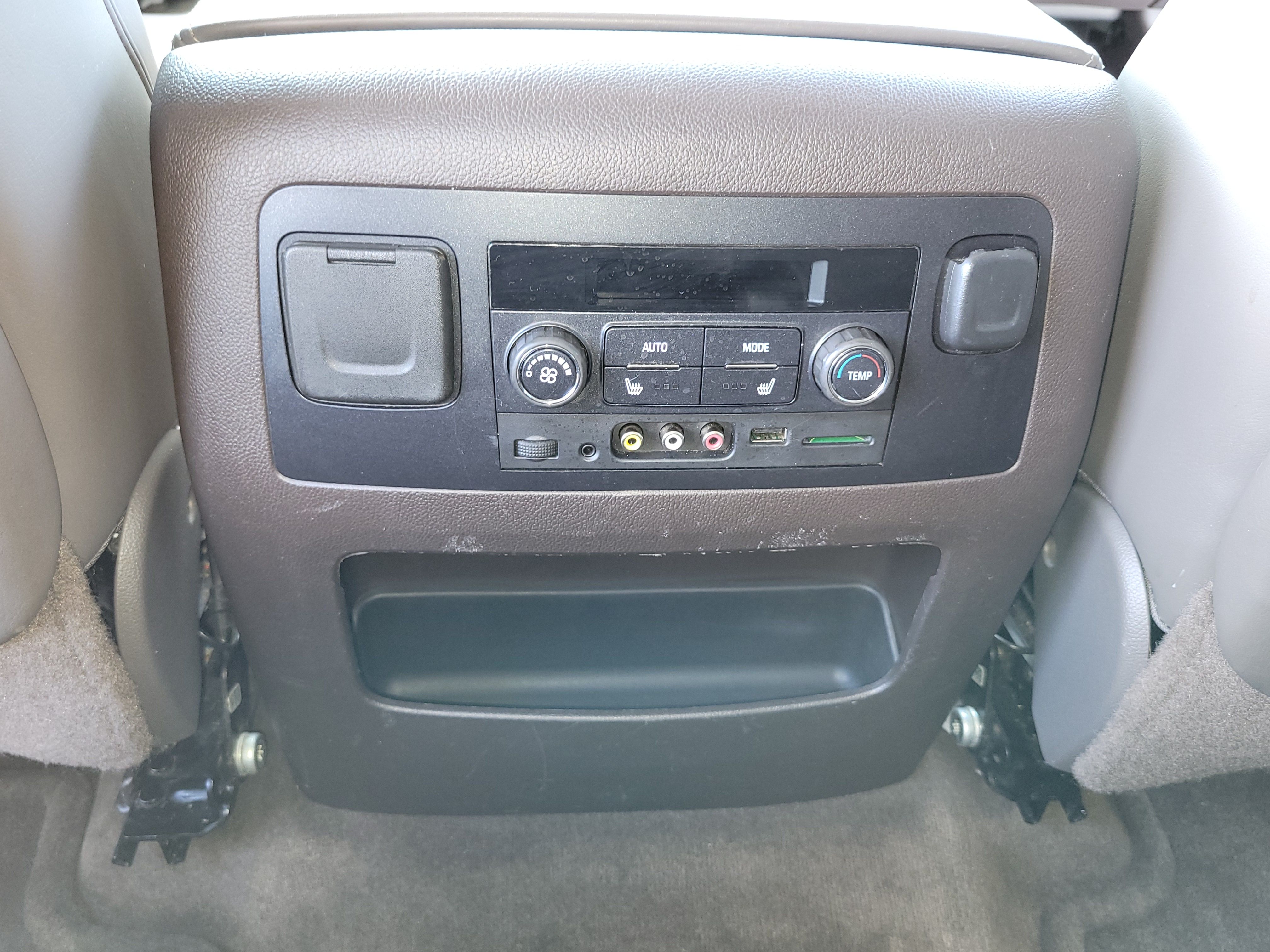 Used 2015 GMC Yukon Denali Ultimate AWD/4WD image 12