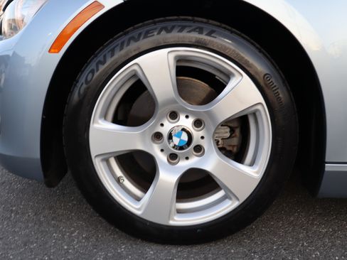 Used 2010 BMW 328i image 28