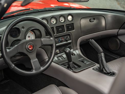 Used 1994 Dodge Viper RT/10 image 46