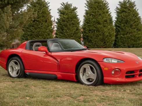 Used 1994 Dodge Viper RT/10 image 16