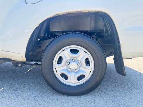 Used 2010 Toyota Tacoma 2WD Access Cab image 15