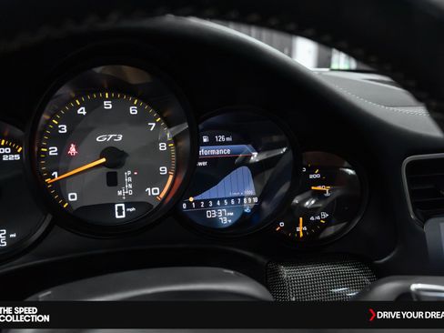 Used 2018 Porsche 911 GT3 image 42