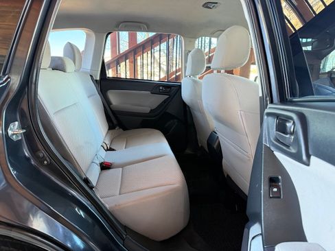 Used 2014 Subaru Forester 2.5i image 19
