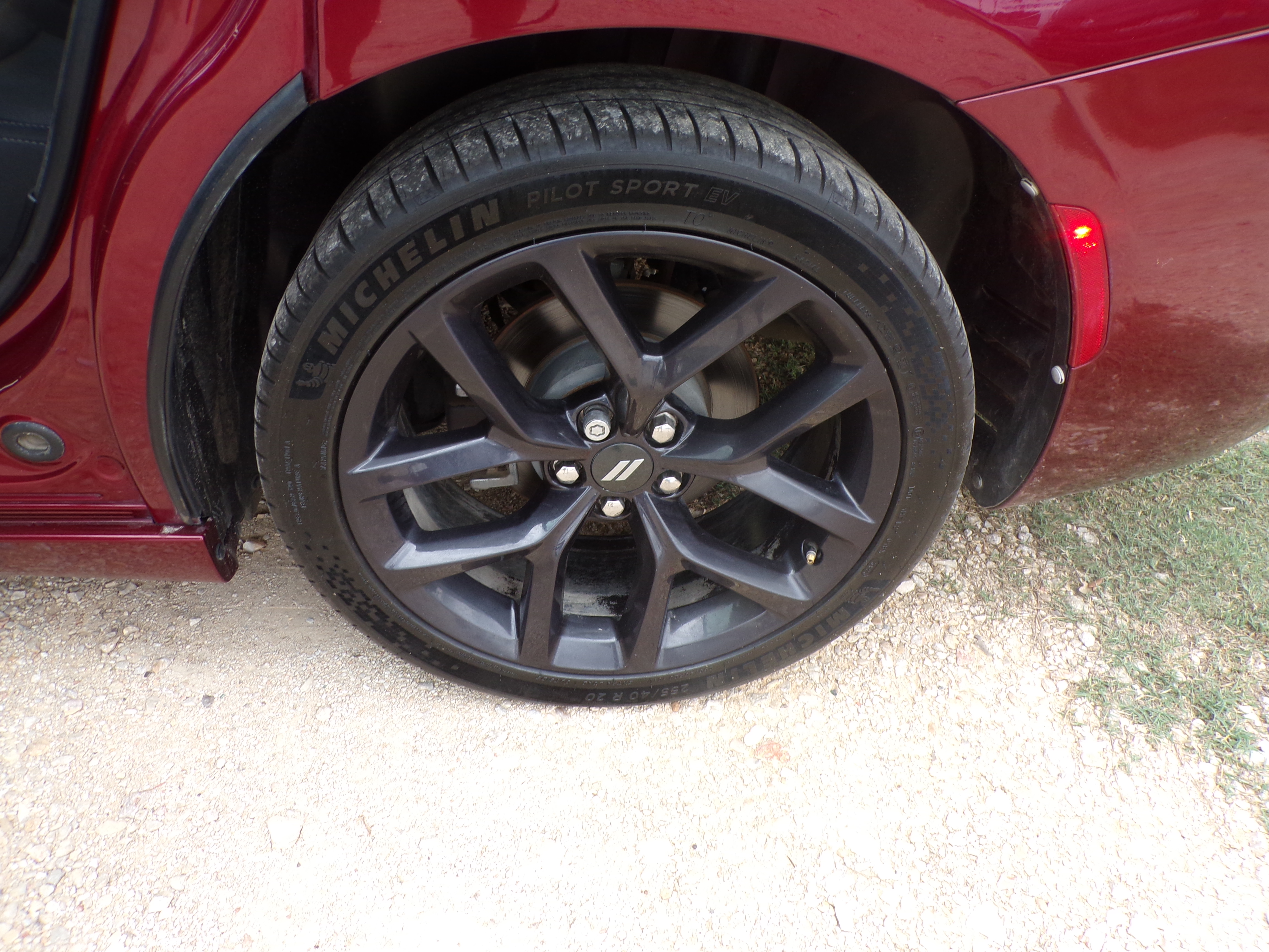Used 2020 Dodge Charger SXT RWD image 9