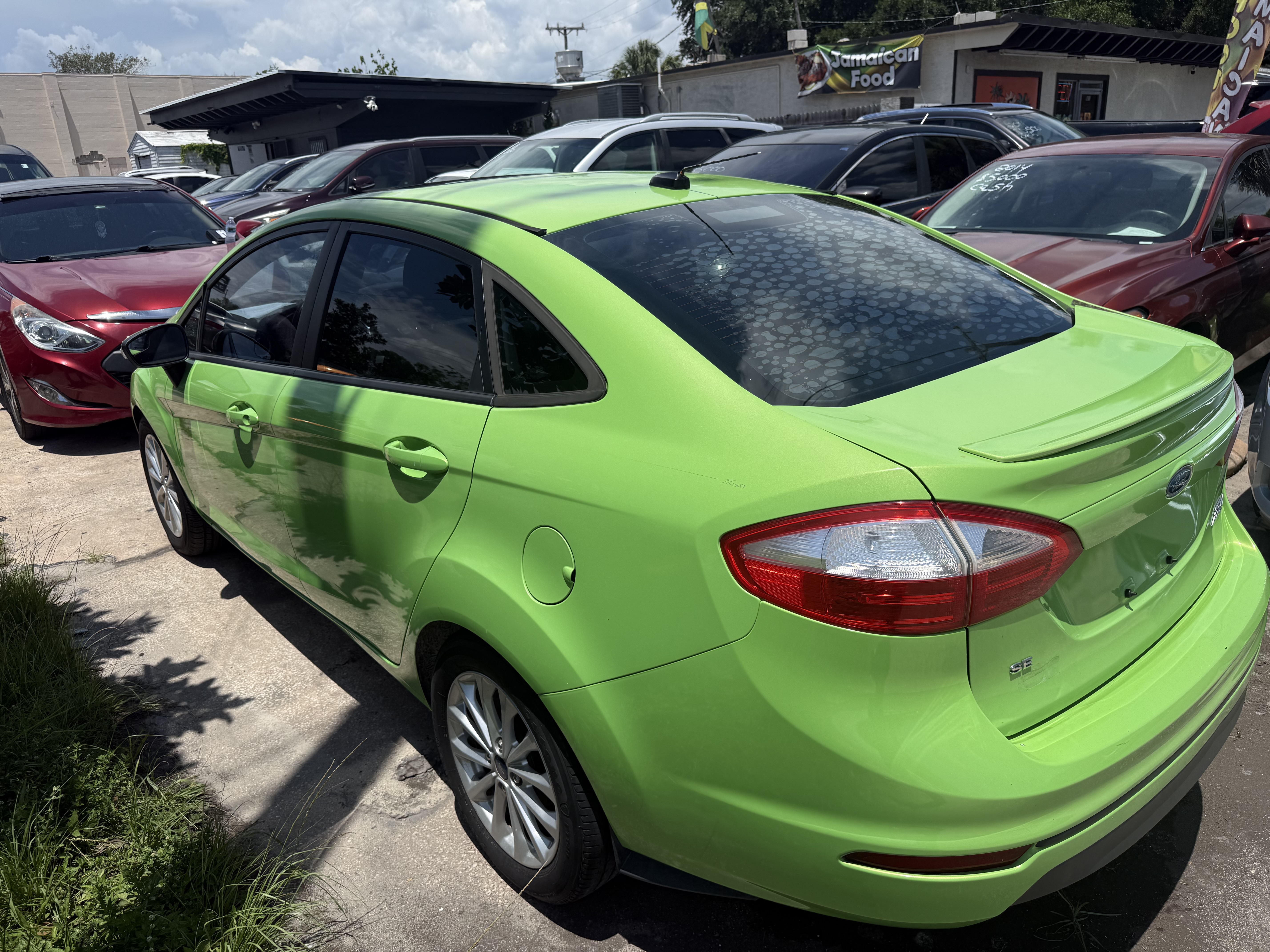 Used 2014 Ford Fiesta SE Sedan FWD image 4