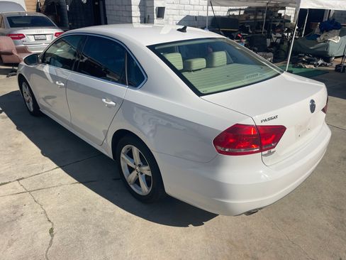 Used 2012 Volkswagen Passat 2.5 SE image 6