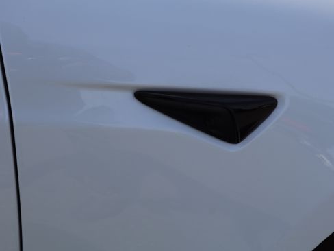 Used 2017 Tesla Model S 75 RWD image 12