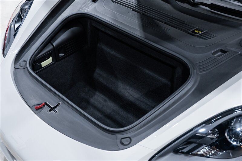 Used 2019 Porsche 718 Cayman S RWD image 39