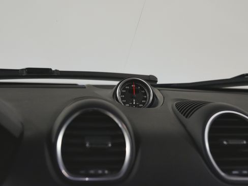 Used 2022 Porsche 718 Cayman S image 98