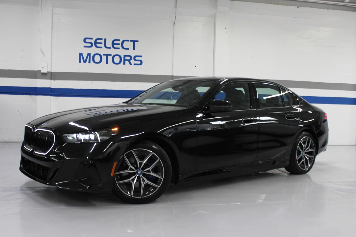 Used 2024 BMW i5 eDrive40i AWD/4WD image 2