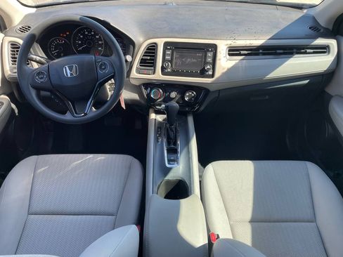 Used 2016 Honda HR-V LX image 12