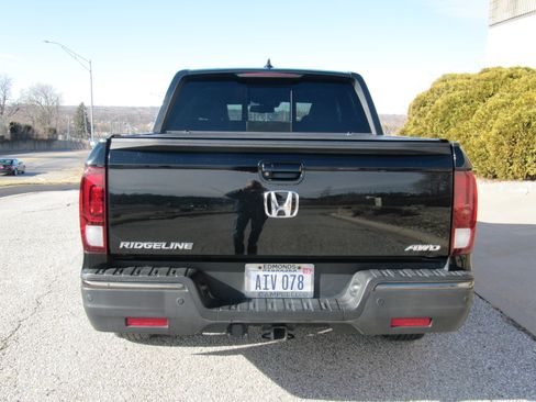 Used 2019 Honda Ridgeline Black Edition image 11