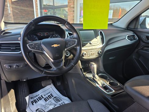 Used 2018 Chevrolet Equinox LT image 7