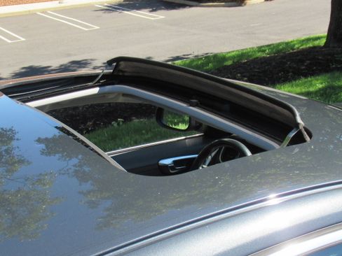 Used 2015 Volvo S60 T5 Premier Plus AWD image 9