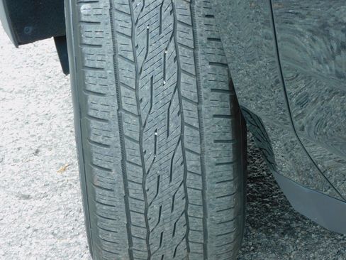 Used 2023 Chevrolet Tahoe LT image 16