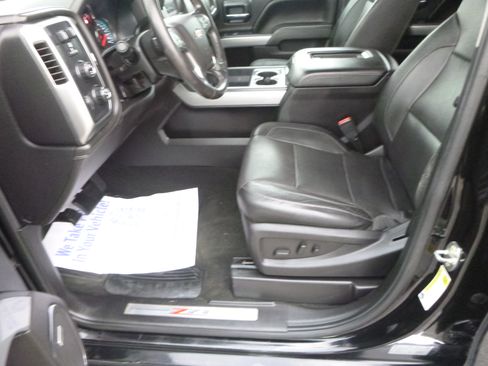 Used 2016 Chevrolet Silverado 2500 4x4 Crew Cab LTZ image 17
